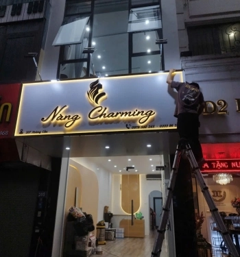 Biển hiệu quảng cáo 4