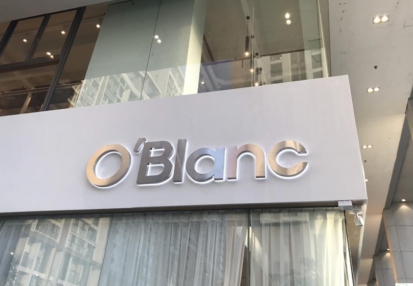Biển chữ nổi inox hoặc mica