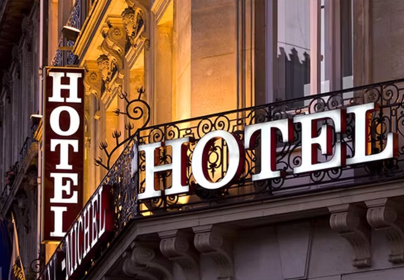 Vai Trò Của Biển Quảng Cáo Khách Sạn